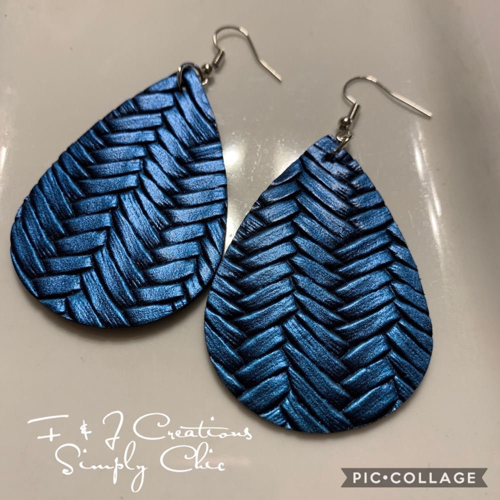 Teardrop ✨Shimmer Blue✨ Textured Leather Earrings